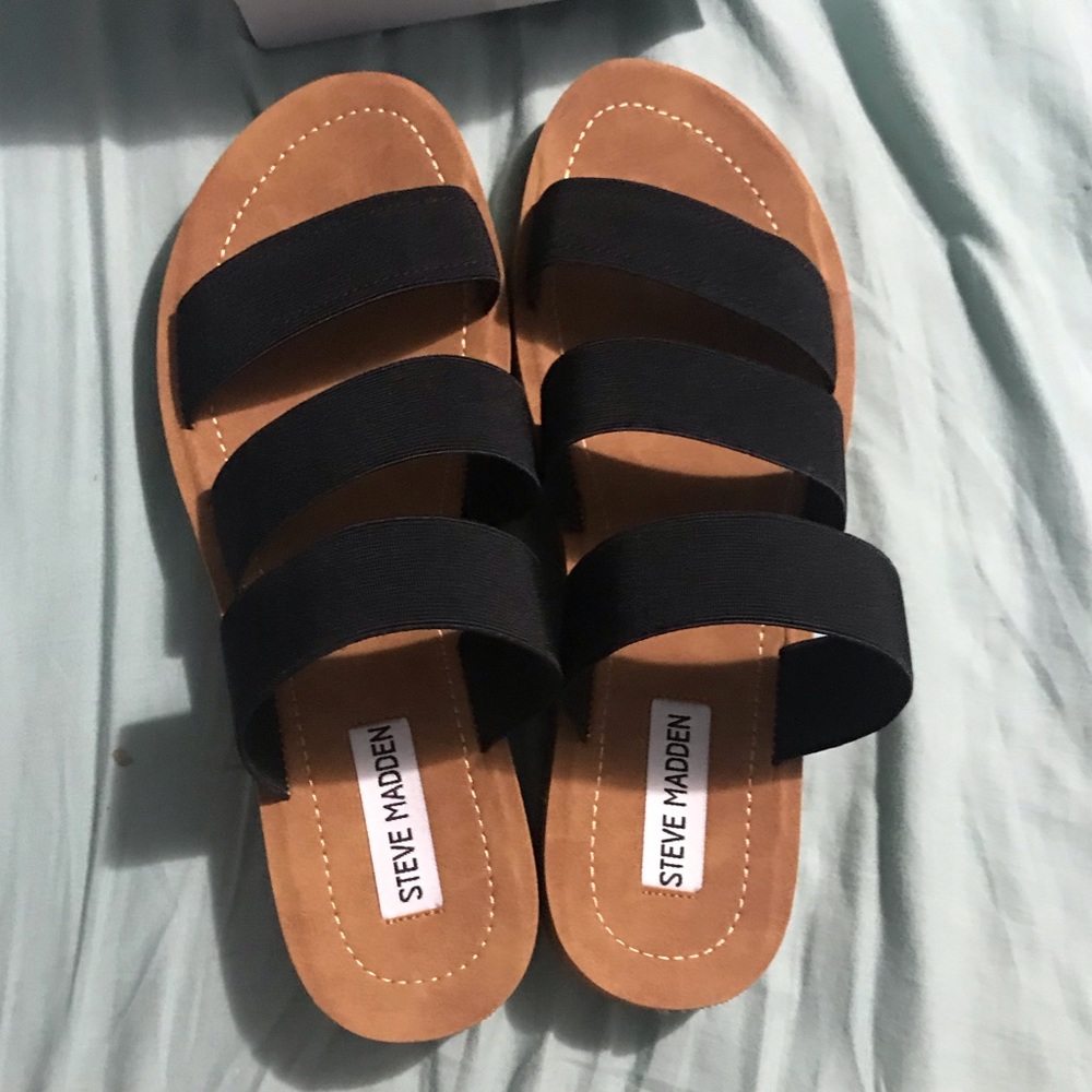 Steve Madden sandals - Picture 2 of 6